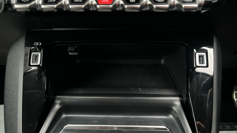 Peugeot 208 1.2 PureTech 100 Allure Premium + 5dr Petrol Hatchback